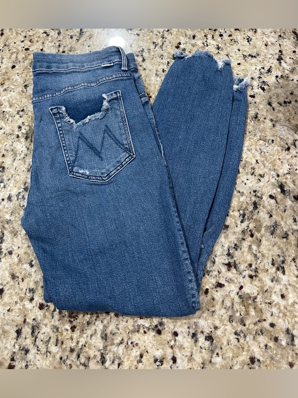 MOTHER High Waisted Looker Ankle Jeans in Blue